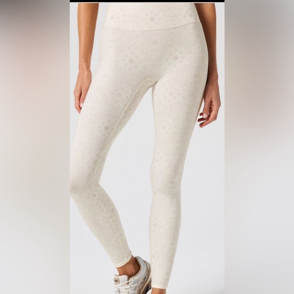 FABLETICS Elegant Cream Leggings for Women